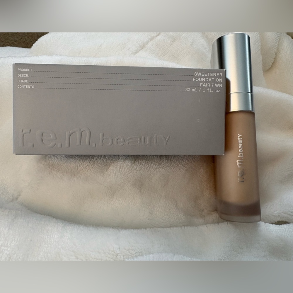 REM Beauty Sweetener Foundation Fair 7WN 30ML